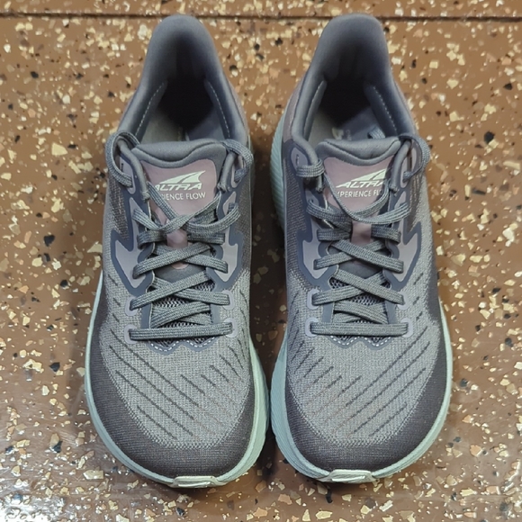 Altra Experience Flow LIKE NEW Gray/Purple Size 7 - Picture 1 of 5